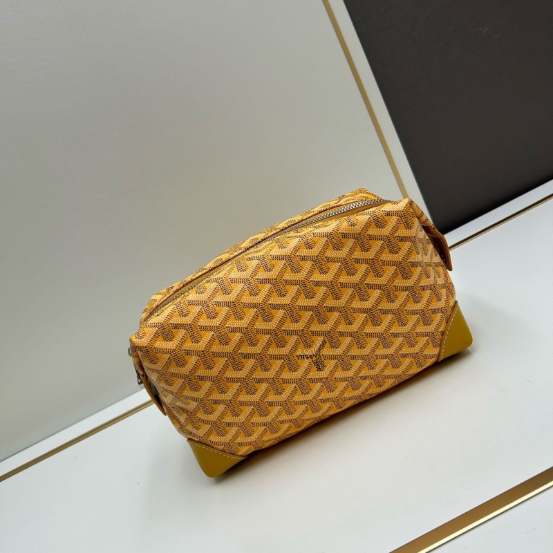 Go*ard cosmetic bags